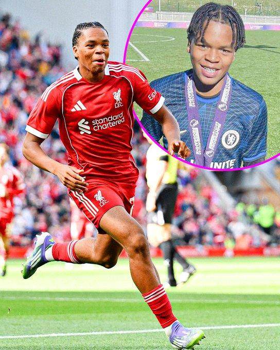 额要由, 基地观看青