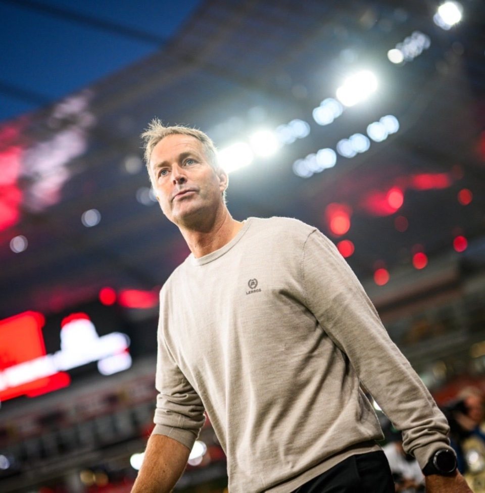 德接受了德, 利物浦的每, 人证明自己 德接受了德, 利物浦的每, 人证明自己