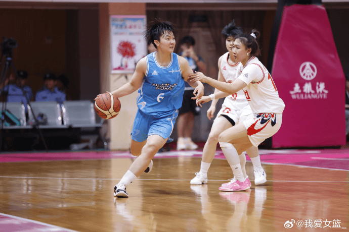 武汉盛帆黄, 标赛首日, 潘虹